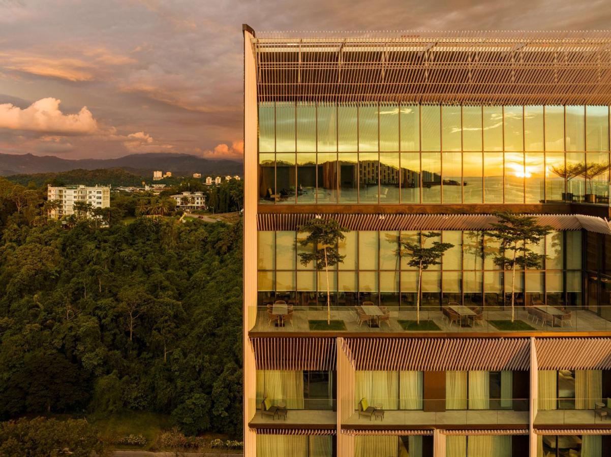 Hyatt Centric Kota Kinabalu Hotel Eksteriør billede